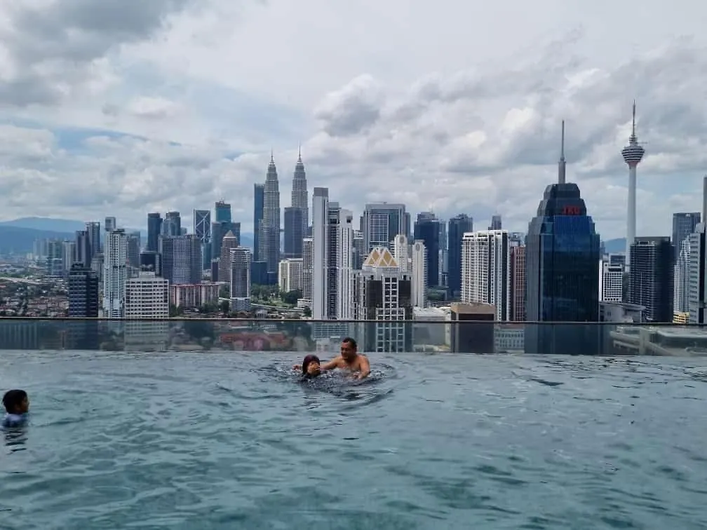 Regalia Suites Kl Infinity Pool _ By Mygehomes Kuala Lumpur